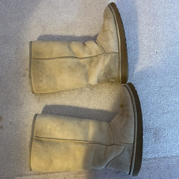 Ugg Classic Tall Boots in Sand Women’s 8 - Picture 6 of 7
